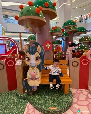 坑口花展打卡位！粉紅花海駿馬牆！🐴🌸