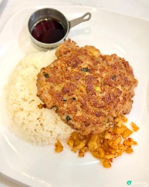 🍳 大圍街坊飯堂!必試招牌手打肉餅

大圍除咗踩單車,仲有