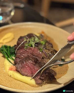 牛扒任食後，再戰自助區！😋