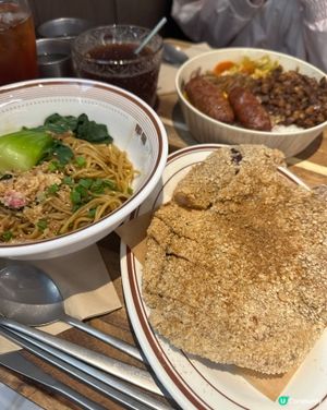 哇！冇誇張😍塊排骨仲大過我塊面😱