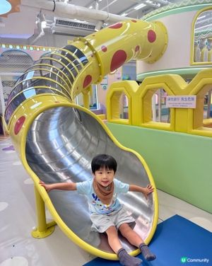 元朗室內遊樂場，4條滑梯任你玩！