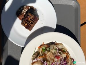 素食可可蛋糕，可可美香濃，質地結實，必食之選