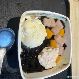 火熱登場!✨
4款芋頭甜品,一次過滿足晒你嘅芋癮~😋

�