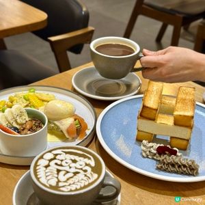 早餐推介😋 炒果仁+班尼迪蛋🤤 抵食！