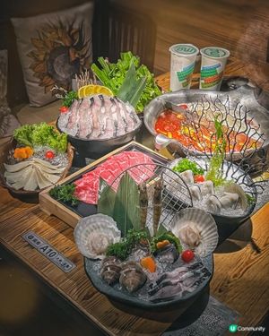 可愛爆登❗️企鵝賞月賀中秋🐧🌕🏮