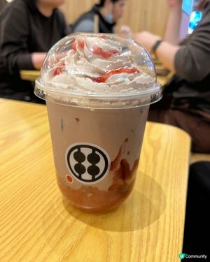 草莓朱古力拿鐵蕨餅