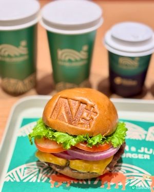 啟德新店登場！🍔✈️  
香港首間澳洲牧場直送安格斯牛肉漢堡