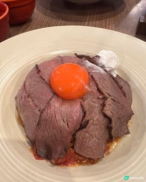 11區傢俬行街搵食😋和牛牛肉飯勁正！🤤