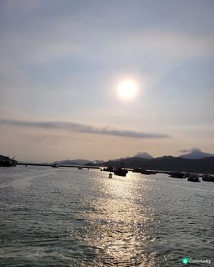 最方便及可以游泳及住宿的海灘長洲華威酒店。可以望海的住及游泳