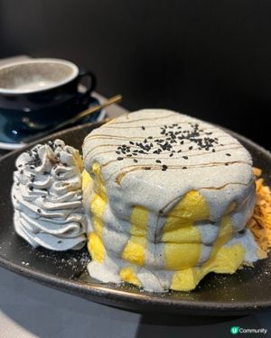 黑芝麻梳乎厘☁️！捲捲意粉超正😋！