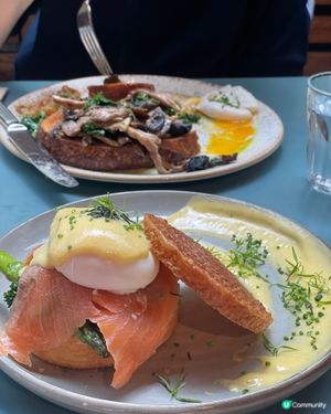 花海裡的早午餐驚喜