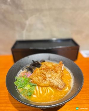 中環lookout 食六游