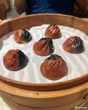 樂天皇朝小籠包買一送一