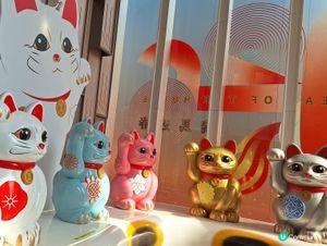 最近我去咗SOGO打卡嗰隻巨型招財貓，真係好震撼！佢高達4.