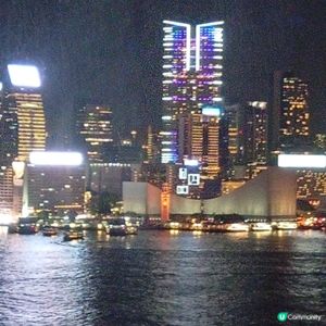 今晚坐摩天輪🎡！觀賞維港夜景，真係靚到爆！🤩