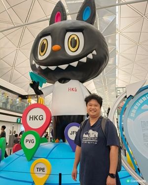 全體注意！🔊✨

香港機場發現巨型Labubu！😍🎉
