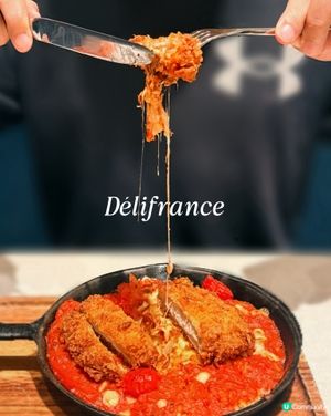 🧀 吉列豬扒芝士拿坡里汁焗飯