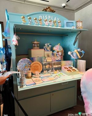 好多chiikawa 紀念品賣哂了