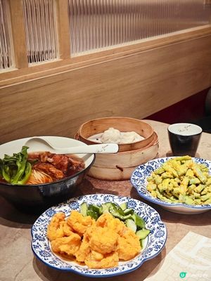 跟好友來到黃大仙逛逛☺️然後到附近醫肚~在黃大仙中心找到這家