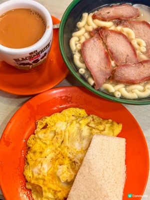 柴灣美食｜一間有貓的老式茶餐廳
