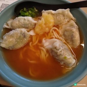 甜記餃子熱潮減退⁉️不值一試……超普通蕃茄薯仔湯餃🤧