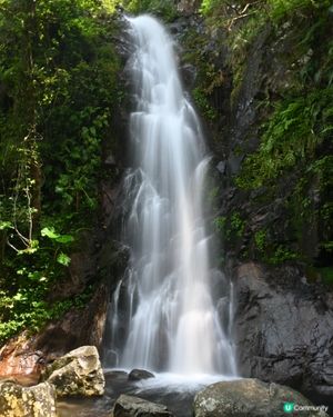 山林、飛瀑、清風，完美的一天！