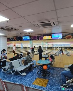 保齡 保齡 🎳 男女喜愛玩球