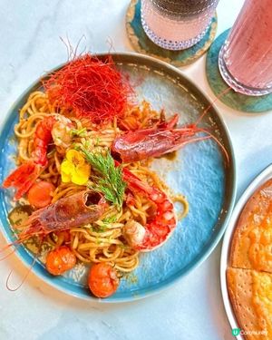 銅鑼灣啤啤熊榻榻米Cafe｜Layback Cafe & Bar 