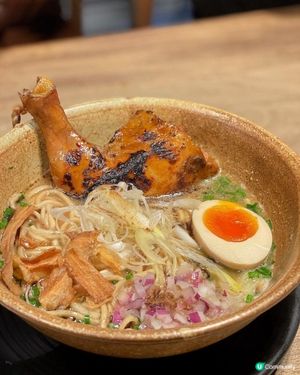 🇭🇰中環西日fusion菜🤤 必食雞髀拉麵🍜🍗
