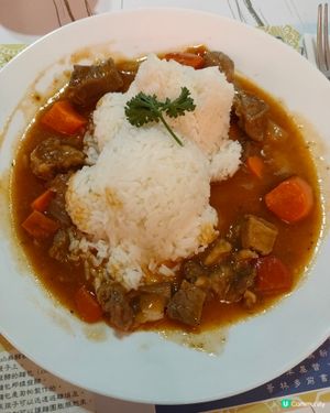 在港以色列菜 🇮🇱  紅酒燴牛腩飯加紅菜頭湯 ！🍲  