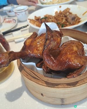 稻香$25兩隻乳鴿
