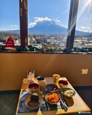 任飲任食，任看富士山