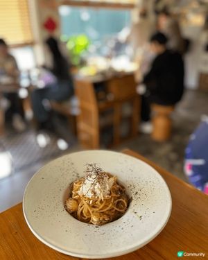 新墟咖啡，好好味班戟漢堡、龍蝦汁蟹肉飯立貝意粉同埋Cappu