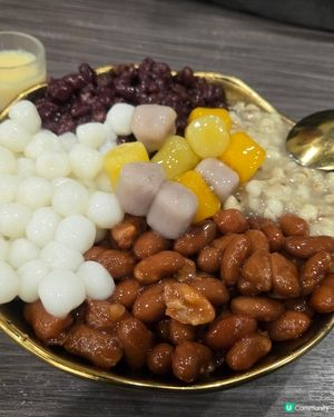 Yummy Yummy

蛋糕蛋糕窩夫窩夫撻撻梳乎厘梳乎厘P