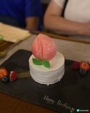 燈光微暗､又有古典風味嘅普慶餐廳🍴