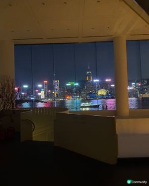 香港麗晶酒店，維港夜景配美食！🤩🌃