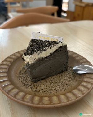 黑芝麻巴斯克芝士蛋糕