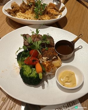 今日去左近期打卡熱點，如心一期內既parkside, 環境係