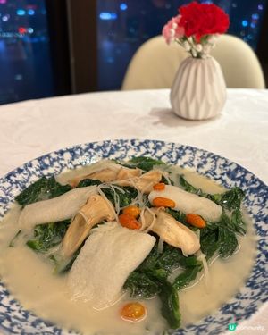松茸魚湯浸竹笙