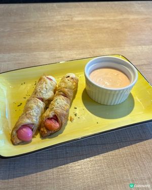 PINK芝拉絲火腿酥