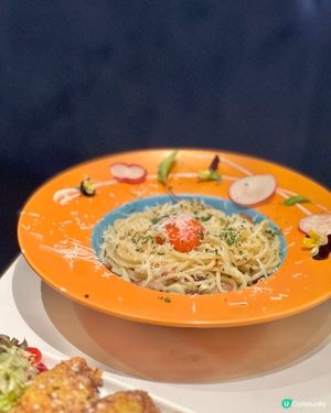 《旺角樓上氣氛滿滿西餐廳😋》