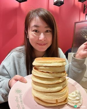 《梅田地下街·8層高梳乎厘pancake推介》 