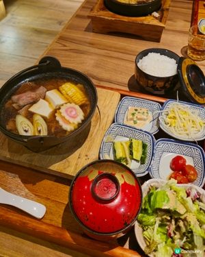 焰燒肉壽喜燒鍋！湯底超濃郁🤤 北海道蜜瓜益力多正！
