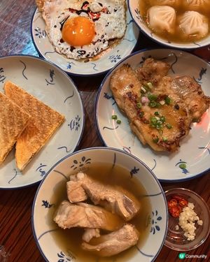 旺角兩草神組合！肉骨茶撈飯＋太陽蛋，良心小店請多支持😍