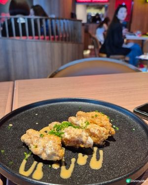 啟德體育園區，演唱會前太多人，到此餐廳休息一下才入場