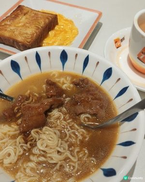 ❤️❤️❤️❤️大愛的沙爹牛麵