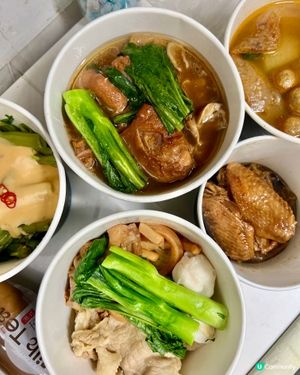 《銅鑼灣款式多多車仔麵》