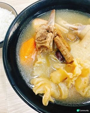 花膠，香菇雞湯