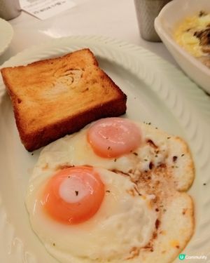 冰室靚早餐😘煎雙蛋燶邊夠哂正
