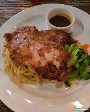 西營盤抵食西餐